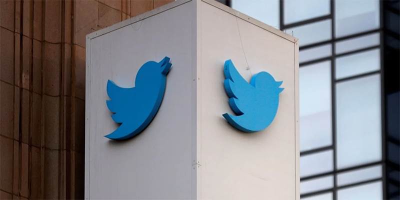 Расходы на рекламу в Twitter в декабре упали более чем на 70%