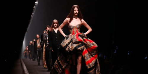 Prada приобрела дом моды Versace за 1,375 млрд долларов